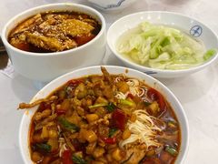 现炒酸辣鸡杂-李与白包子铺(桐梓林店)