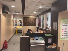 -麦当劳(湖光北街店)