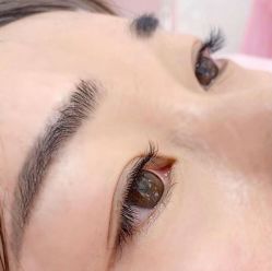 -七月美睫 美甲