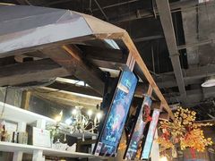 -暴风岛沉浸式体验馆(百联世纪店)