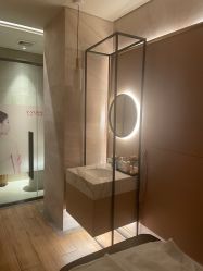 -苑苑vbeauty科技美容SPA