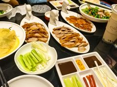 -皇城根·烤鸭·鱼头·家常菜(欧亚大观乐活城店)
