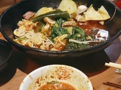 -万记麻辣烫国展总店