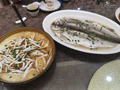 清蒸白鱼-湖鲜楼