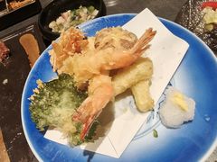 -铭牛烧肉·和牛海鲜自助(高新月牙湖店)