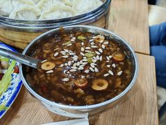 -清真老铁家灌汤包