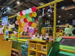 -蹦蹦跳跳(新奥购物中心店)