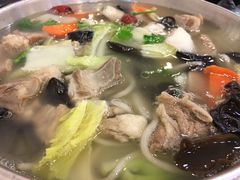 -马尔龙新疆饭店·清真(瑞景店)