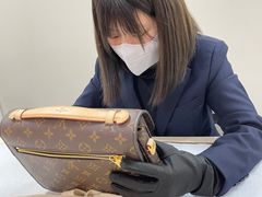 -用真奢侈品名表名包回收中心(朝阳万达店)