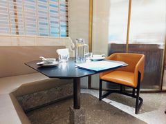 -麻六记(凤凰汇店)