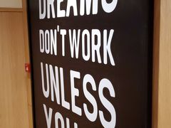 -肯德基(尖岭万达店)