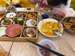 -轻蔬不用等·素食(江苏路店)