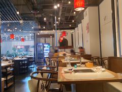 -尚尚仙·酸汤猪手·猪肚鸡火锅(华联万柳购物中心店)