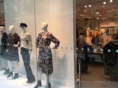 -H&M(鹏欣水游城店)