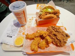 -Popeyes炸鸡·汉堡·奶昔(五角场万达店)