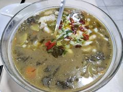 酸菜鱼-YI PIN JU 一品居中餐厅 中国超市