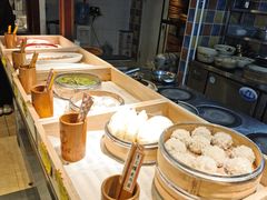 -侬佳蒸菜馆(听潮店)