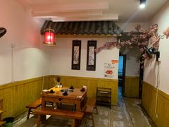 -三道苗苗鱼·美蛙黄辣丁(八里店)