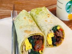 蜜汁牛肉彩蔬卷-星巴克(南宁百货文化宫店)