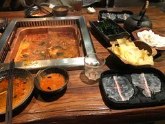 -老牌坊云南鱼豆花火锅(嵩山店)