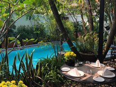 -La Villa French Restaurant