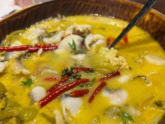 酸汤仔鱼锅-船歌·鱼水饺青岛菜(黄岛珠江路店)