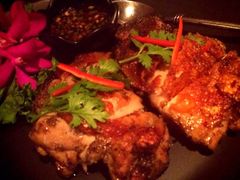 iphone_upload_pic-Ruen Urai