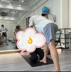 -亚太瑜伽普拉提学院