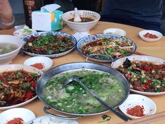 -杨三娘跷脚牛肉(羊子山西路店)