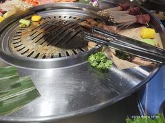 -哈哈碳都·牛肋条无限自助烤肉(宝龙店)