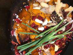 -周幺妹重庆老火锅(银泰城总店)