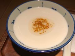 -RUXU入续糖水铺与包(卓悦中心店)