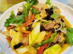 -巴扎美食·新疆菜·西域歌舞表演餐厅(新疆大厦店)
