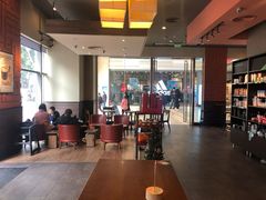 大堂-星巴克(重庆新天泽国际广场店)