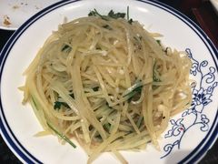 醋溜土豆丝-梅飞酒家(名辉豪庭店)