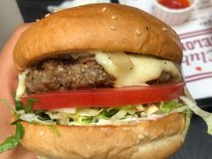 -The Habit Burger Grill 哈比特汉堡(爱琴海店)