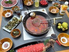 -贵厨酸汤牛肉(花果园国际中心店)