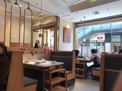 大堂-周渝食惦酸菜鱼(青浦店)