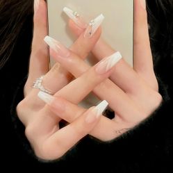 -情同手足美甲美睫