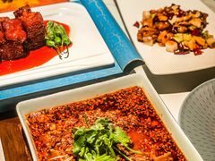 水煮谷饲极和牛-上上瓷·艺境川菜(IFS旗舰店)