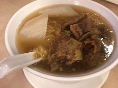牛腩面-盛记粥面(佐敦店)