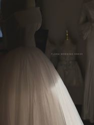 -Flora婚纱礼服定制租赁店