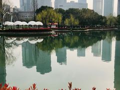 -陆家嘴中心绿地