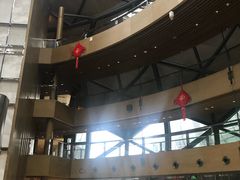 -上海滴水湖皇冠假日酒店