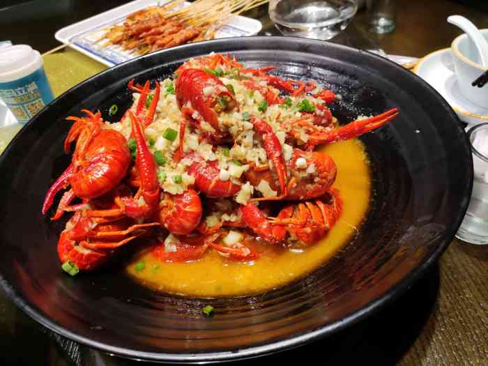 八面玲珑小龙虾烧烤(嘉行公路店)