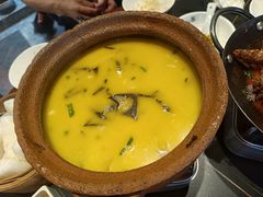 峭壁岩耳炖土鸡汤-索溪山寨·湘西饮食文化博物馆(标志门店)