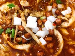 水煮鱿鱼须米线-贵州米线(童家巷店)