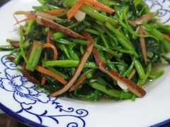 -临街徽菜馆·正宗黄山味