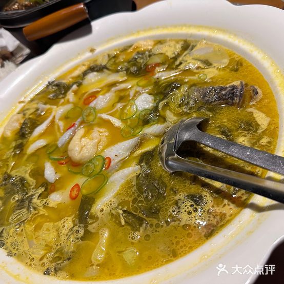 好动老坛子酸菜鱼