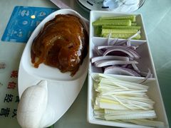 -大鸭梨烤鸭店(金顶街店)